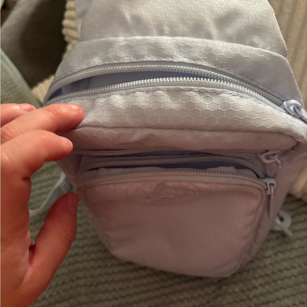 Reebok Mini Backpack - Picture 2 of 4